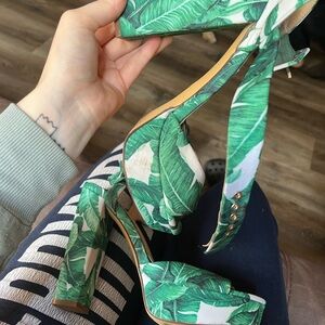 Green Leaf Print Platform Heels